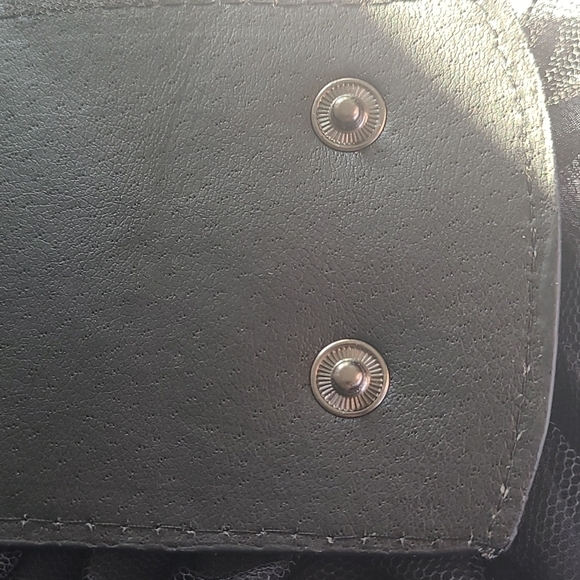 TRÏBE Flower accent elastic snap belt corset black NWT - Picture 4 of 4